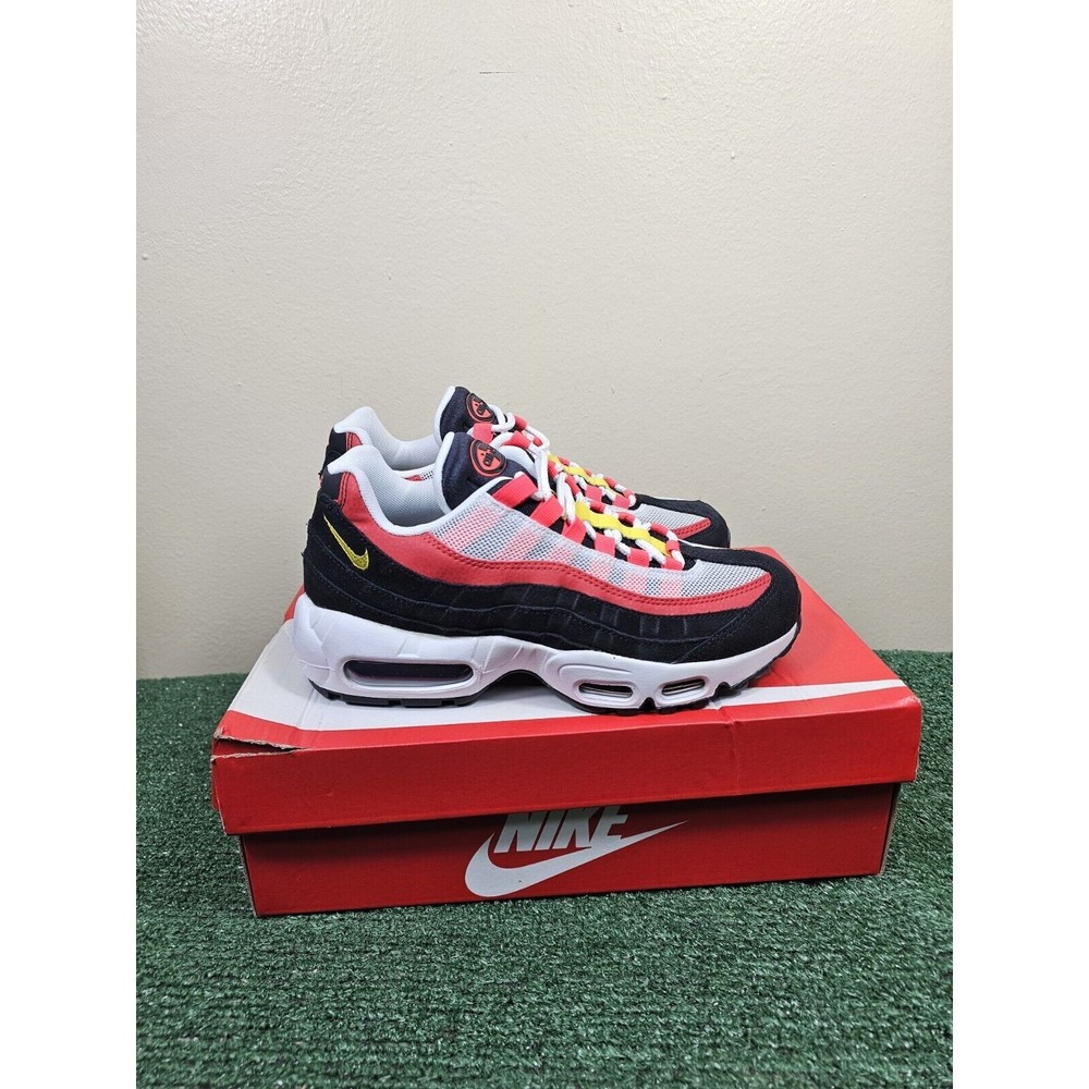 Nike Air Max 95 Essential Crimson Running Shoes Size 6 White Red AT9865-101